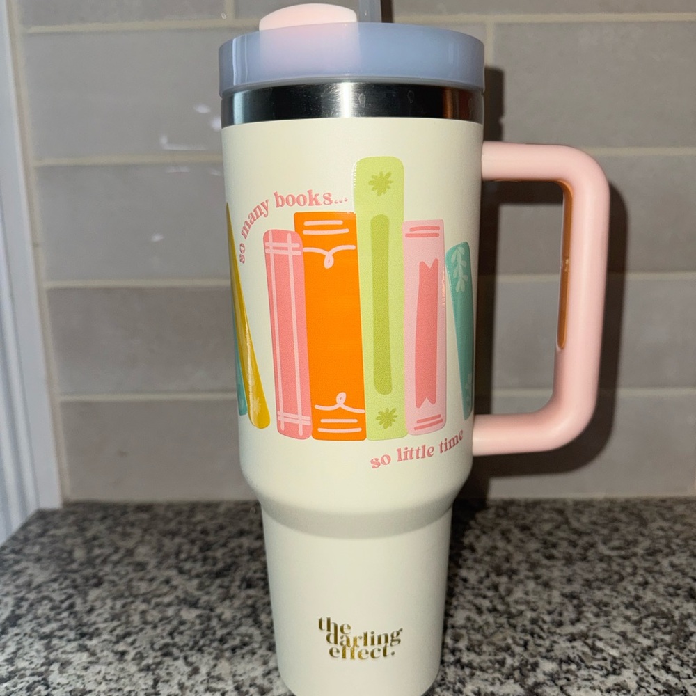 The Darling Effect Cream Thermos with Handle